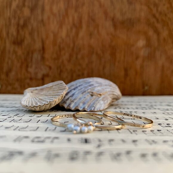 Me & Ro hammered gold bands and pearl cluster ring - Picture 7 of 9